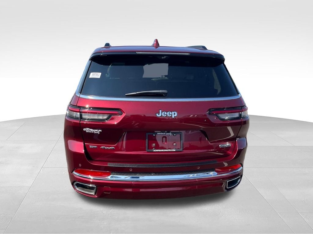 Used 2022 Red Jeep Overland image 4