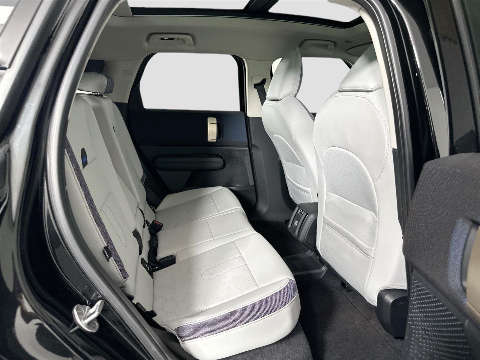 2025 MINI Countryman SE - Photo 22