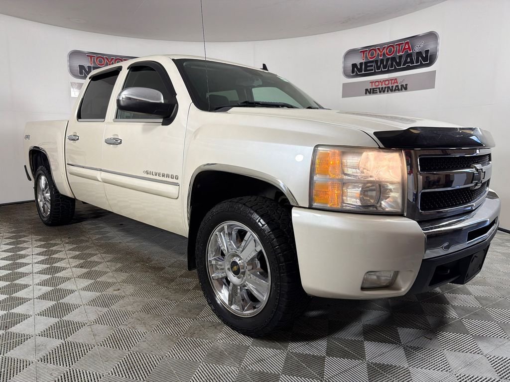 2011 Chevrolet Silverado 1500 LT 4X4 Crew Cab's photo