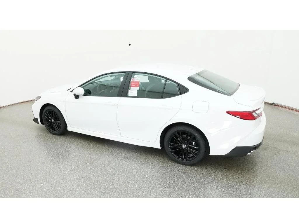 New 2026 Ice Cap Toyota SE image 5