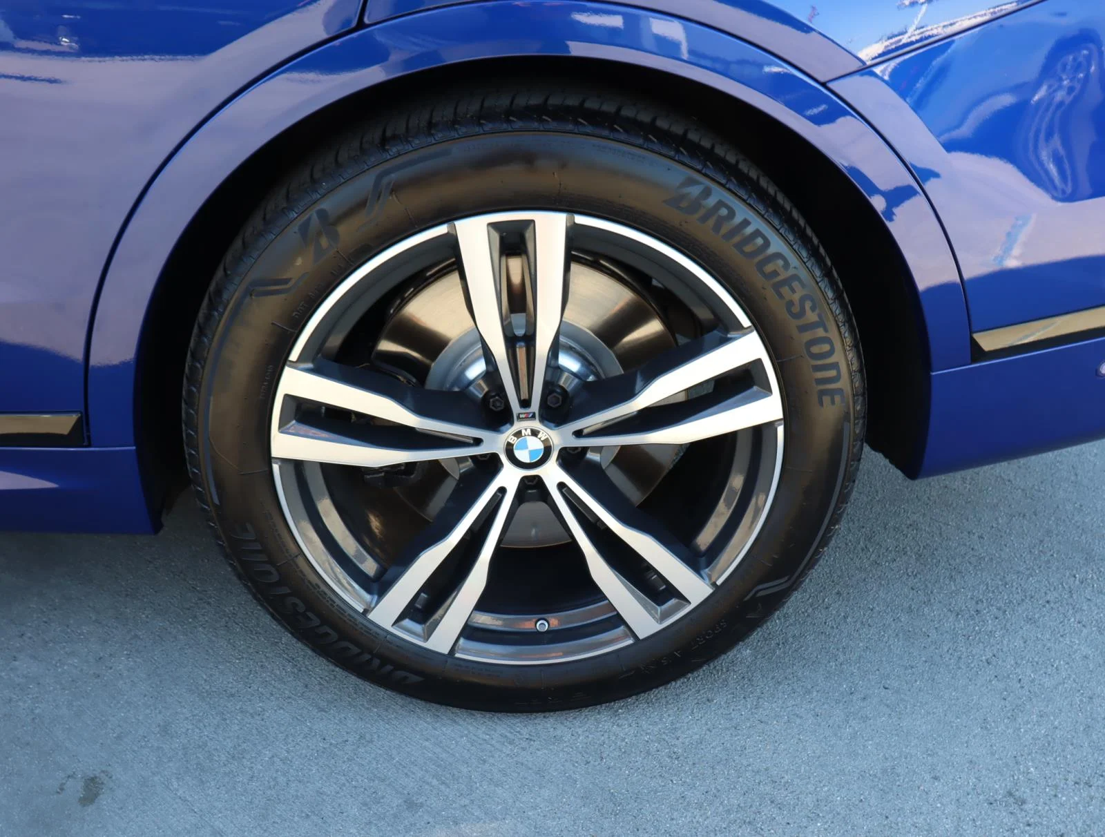 2025 BMW X7 M60i - Photo 10