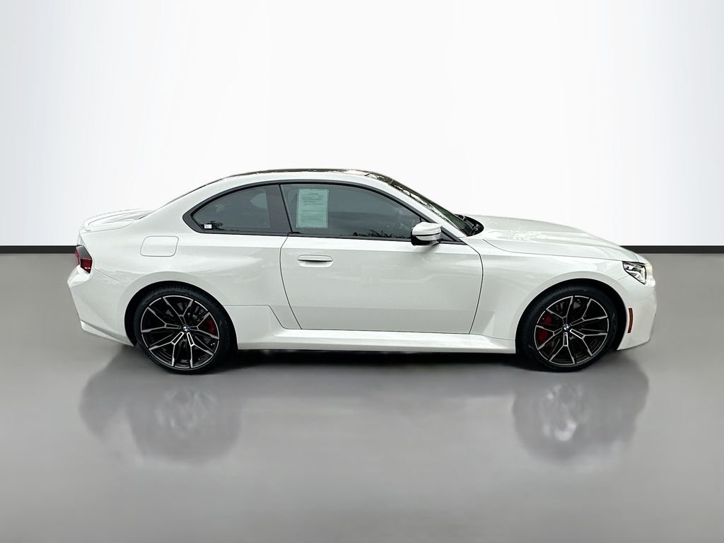 Used 2026 Alpine White BMW Base image 4