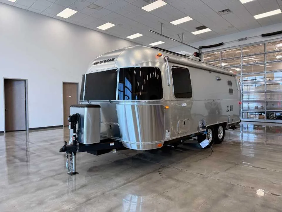New 2026 SILVER AIRSTREAM  image 4