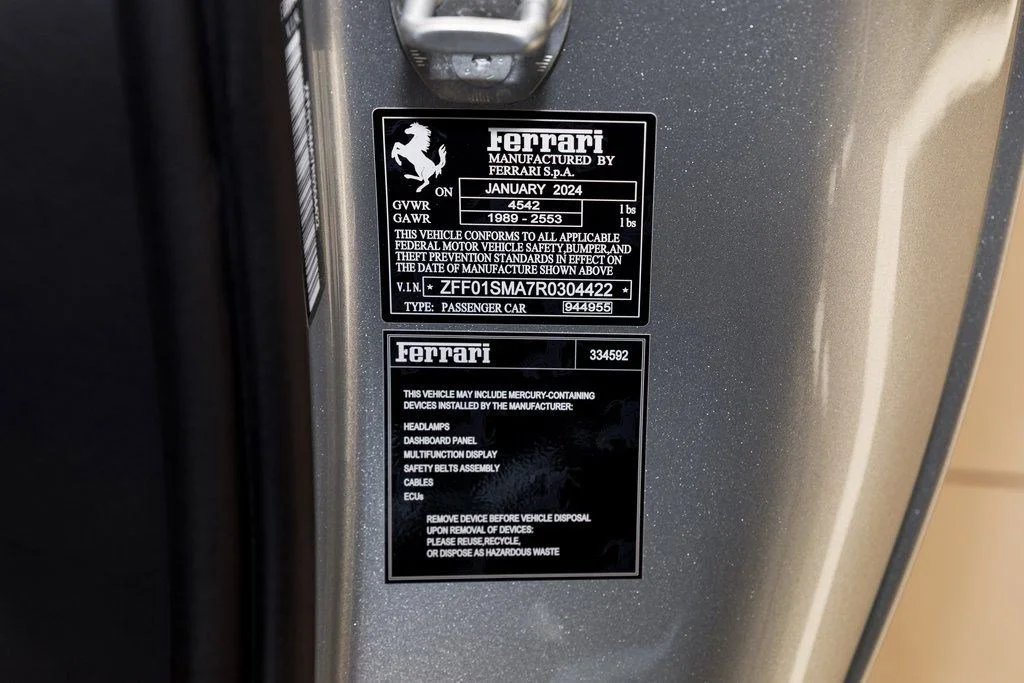 Used 2024 Sanusilver Ferrari  image 24