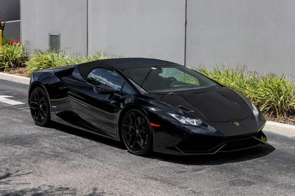 Used 2016 Black Lamborghini LP610-4S image 7