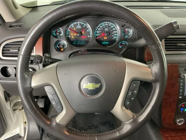 Used 2012  Chevrolet LTZ image 15