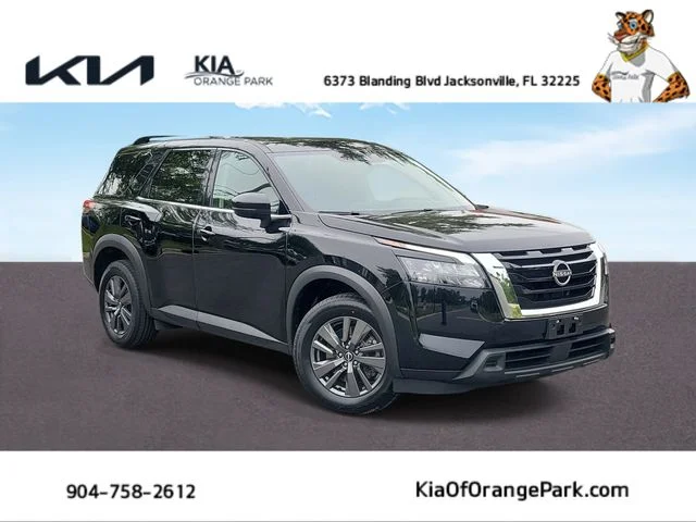 2024 Nissan Pathfinder SV 2WD's photo