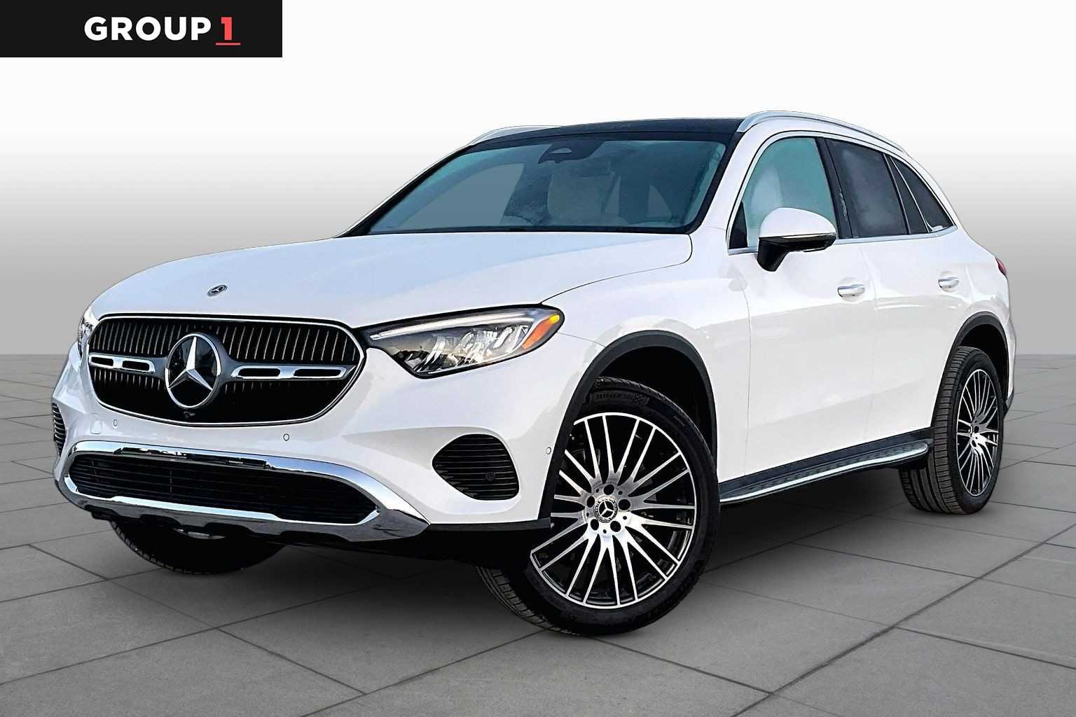 2026 Mercedes-Benz GLC GLC 300's photo