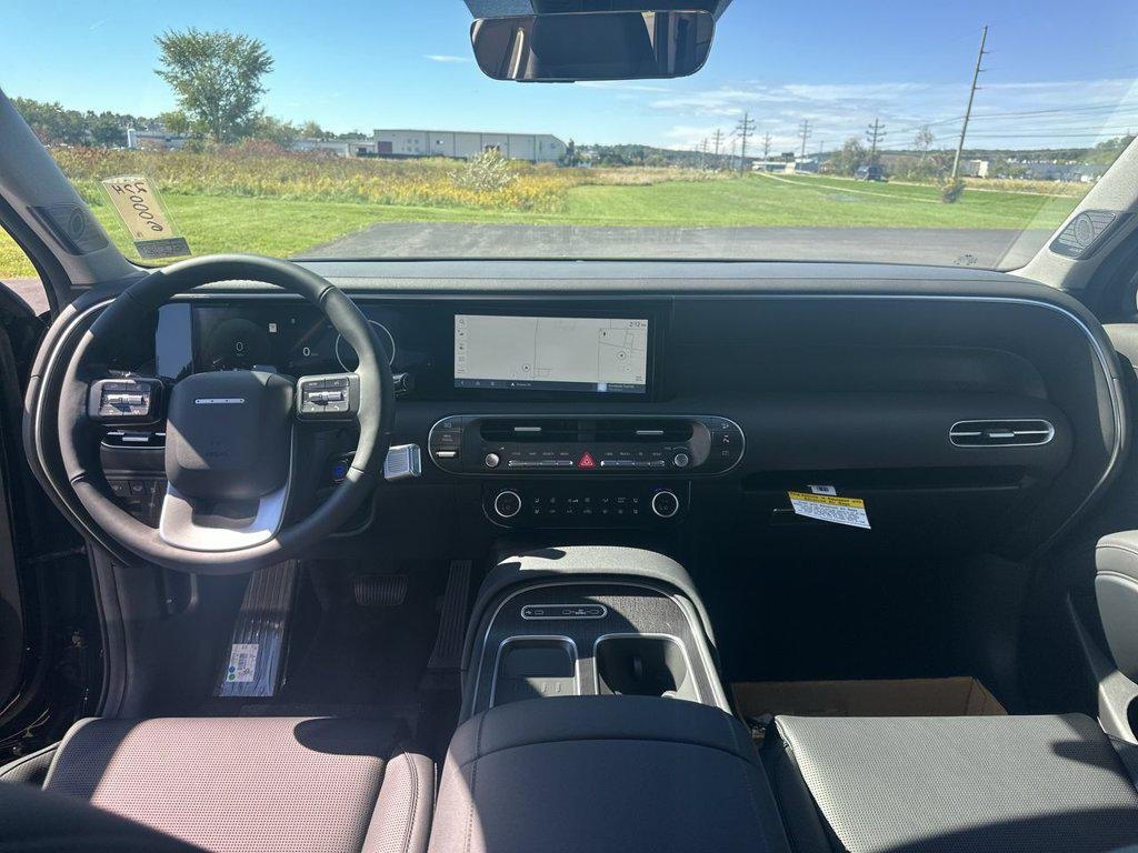New 2027 Black Hyundai Limited AWD image 10