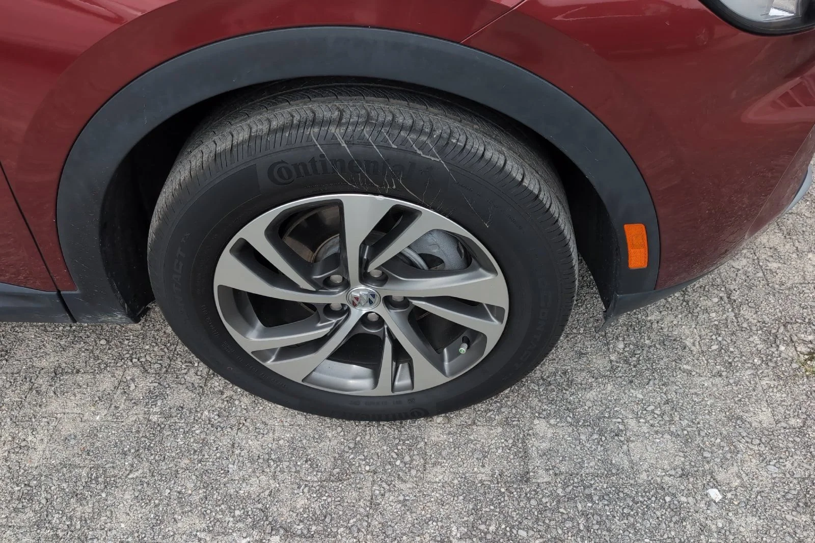 Used 2023 Cinnabar Metallic Buick Essence image 4
