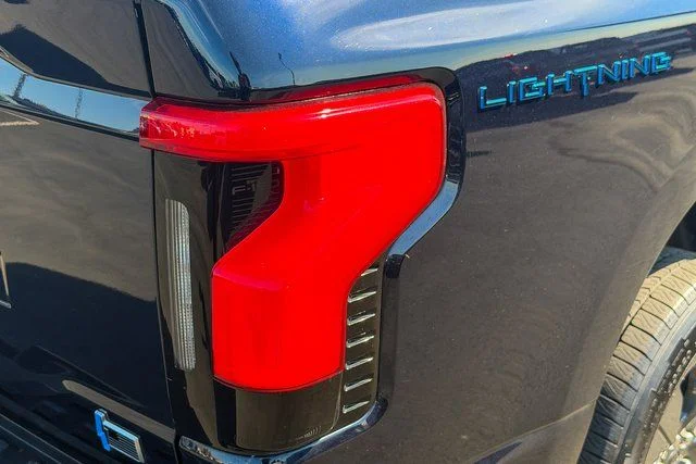 Used 2025 Blue Ford Flash image 8