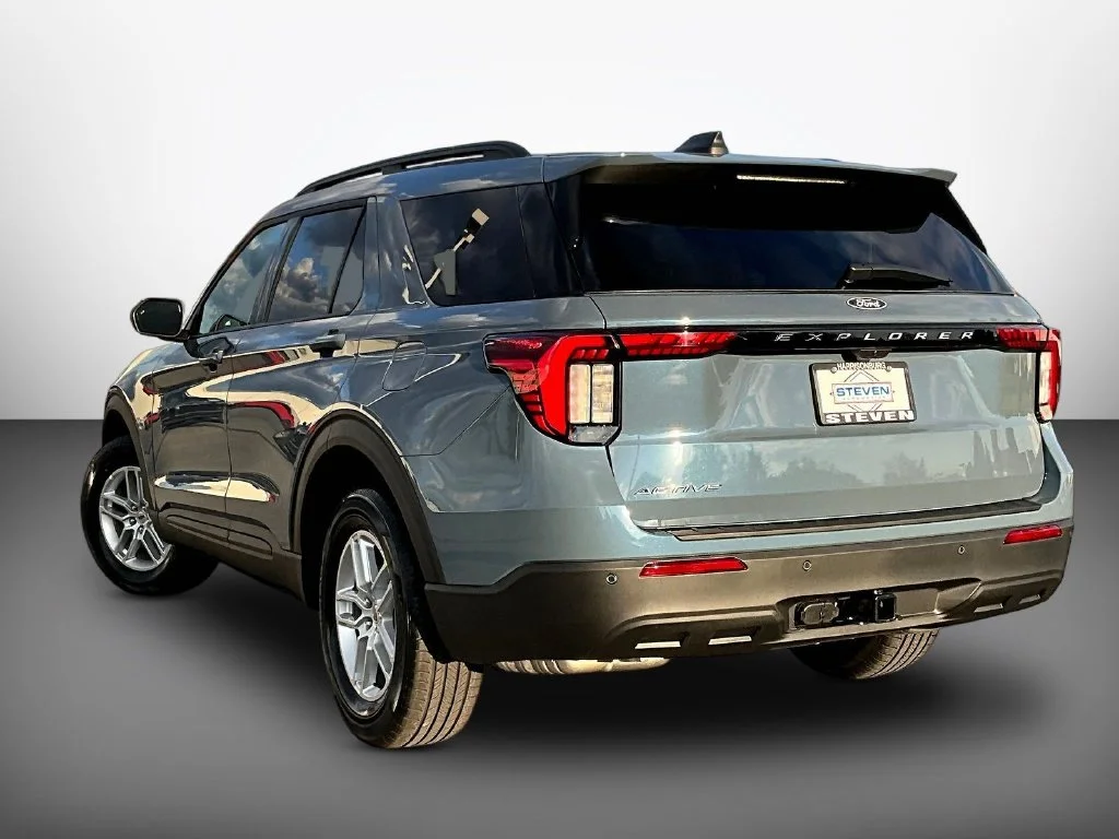 New 2027 Vapor Blue Metallic Ford Active image 3