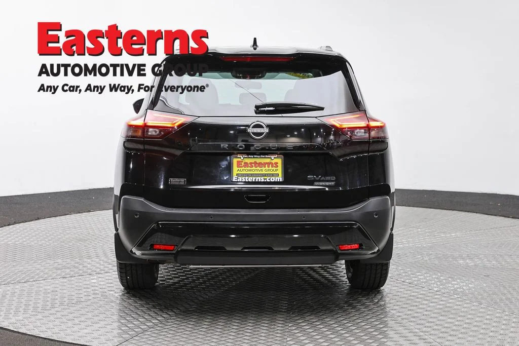 Used 2023 Black Nissan SV image 6