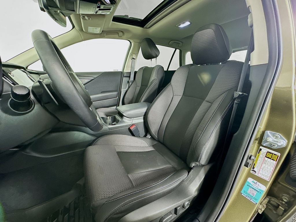 Used 2025 Autumn Green Metallic Subaru Premium image 22