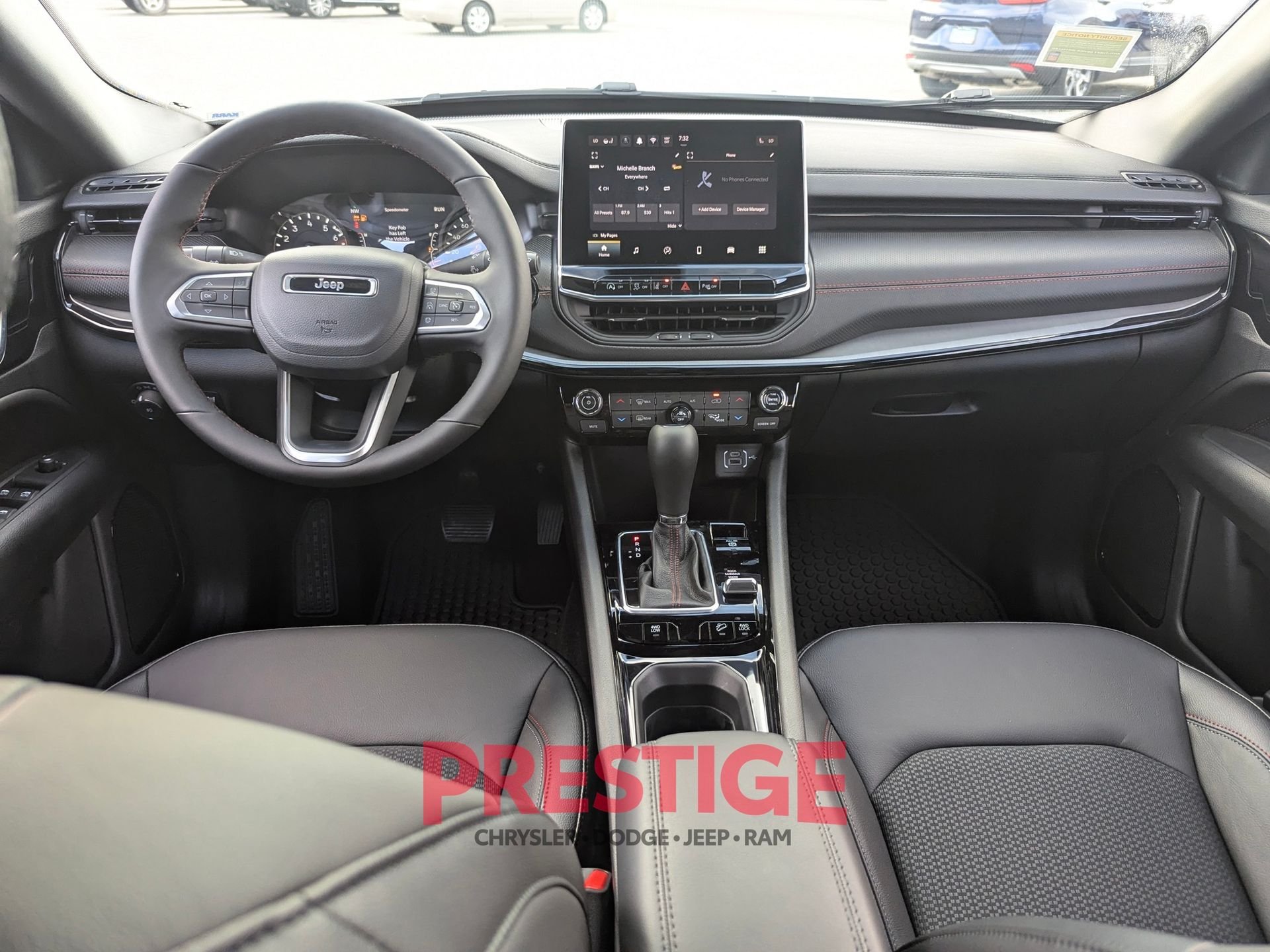New 2026 Bright White Clear-Coat Exterior Paint Jeep Trailhawk image 21