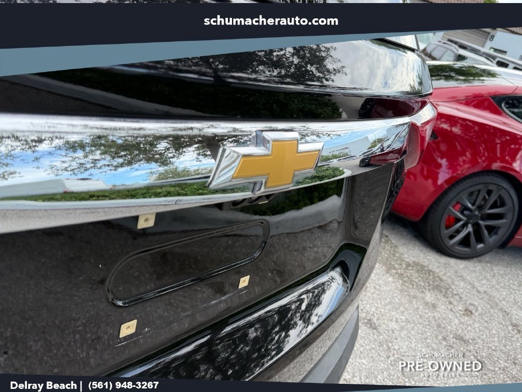 Used 2019 Black Chevrolet 3LT image 15