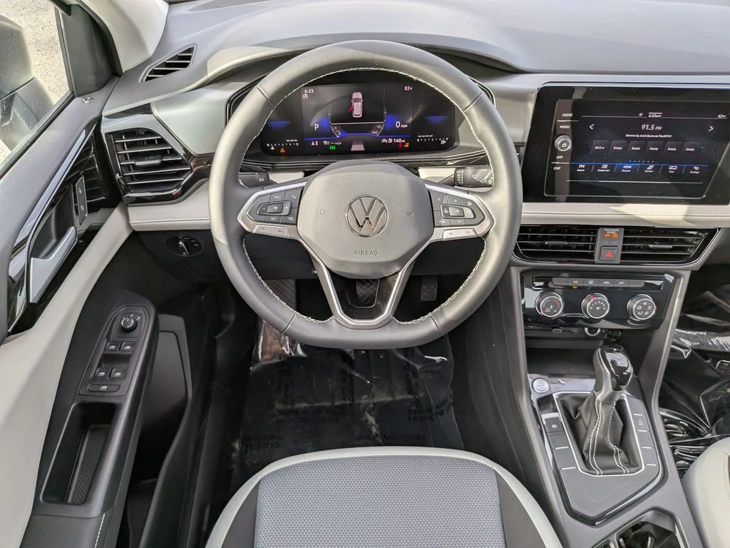 New 2026 White Volkswagen 1.5T S image 11