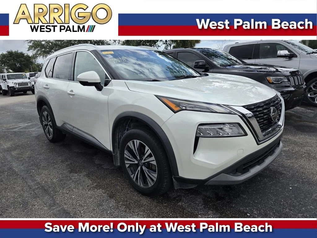 2021 Nissan Rogue SV FWD's photo