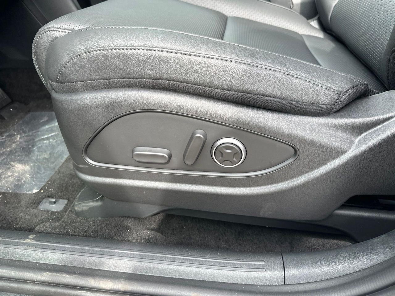 New 2026 Silver Hyundai Limited AWD image 11
