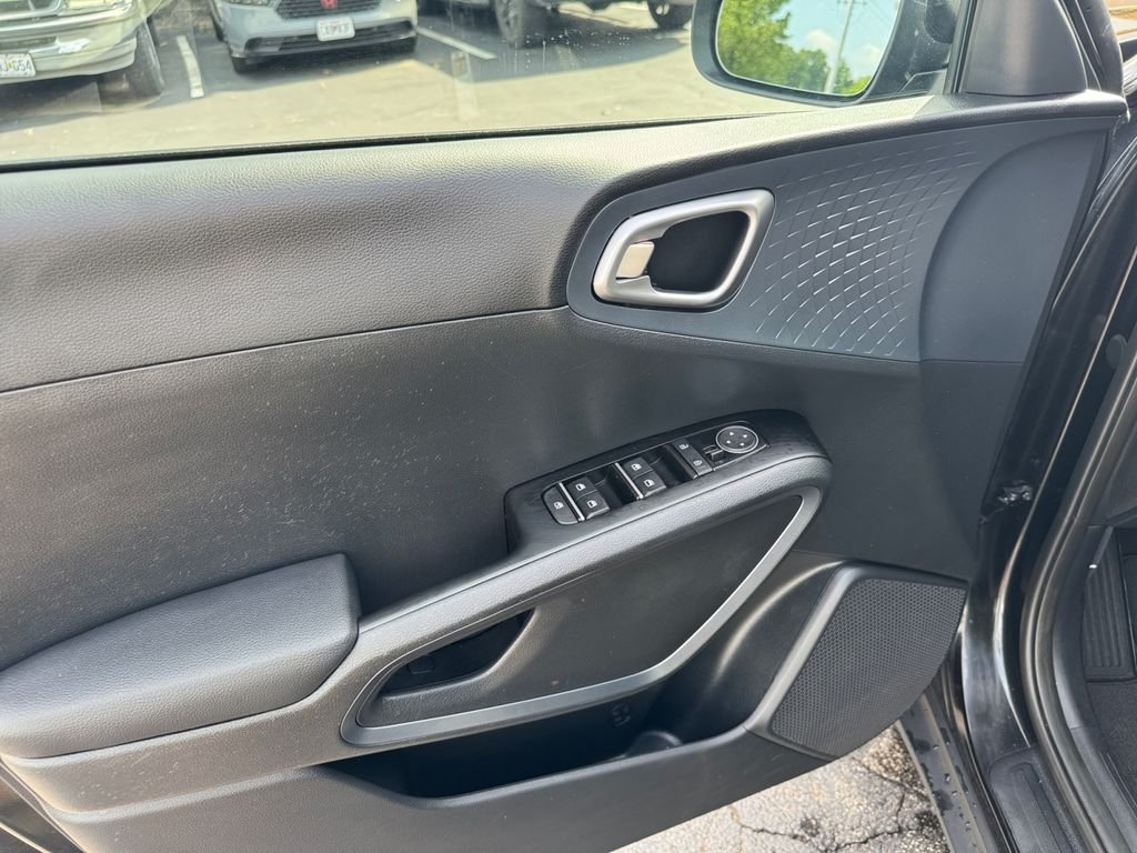 Used 2023 Black Kia EX image 21