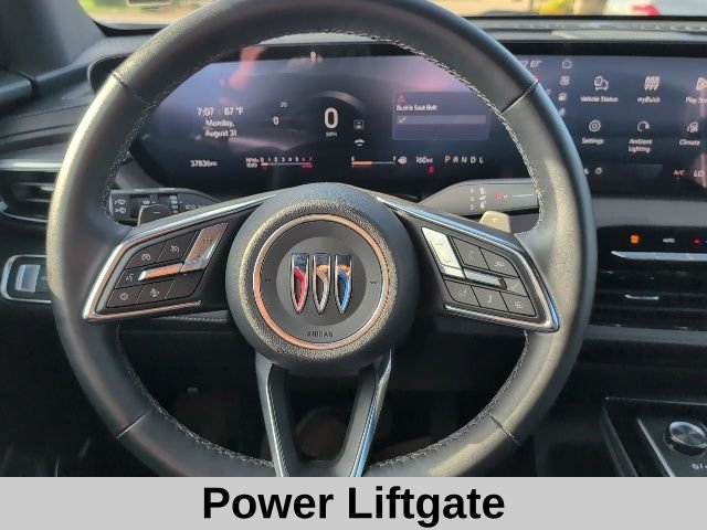 Used 2025 Summit White Buick Preferred image 10