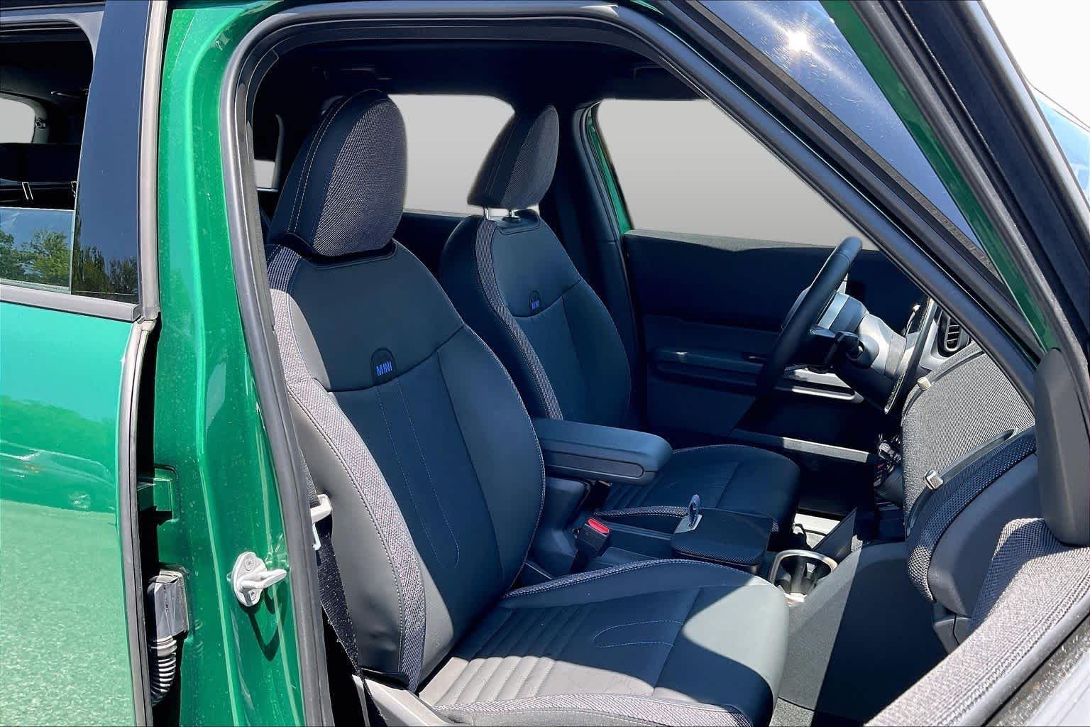 2025 MINI Countryman S - Photo 9