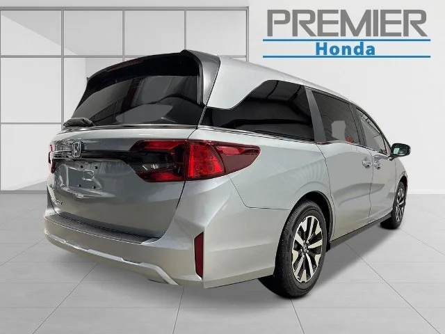 New 2027 Silver Honda EX-L image 5