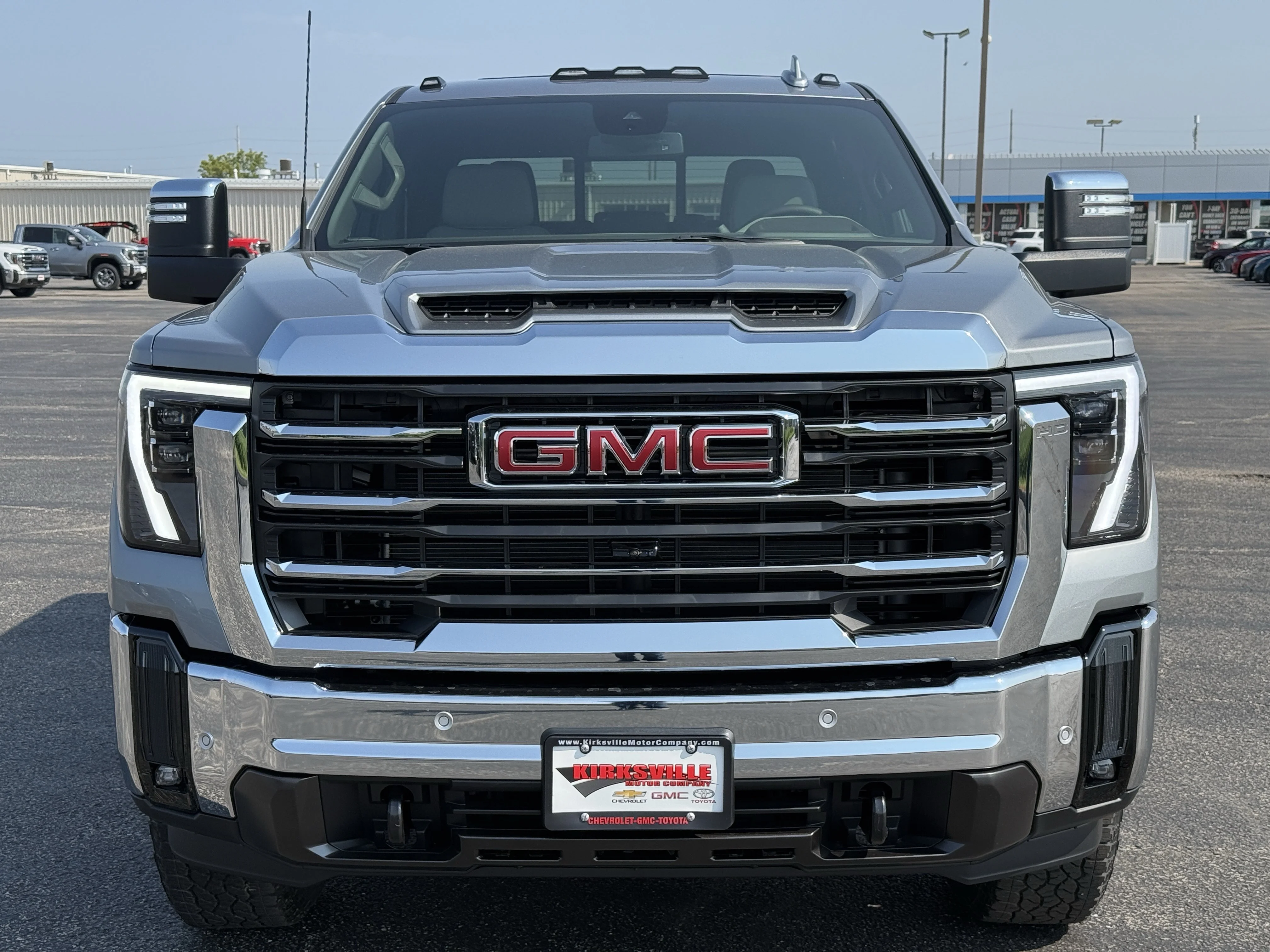 2026 GMC Sierra 2500HD SLT - Photo 10