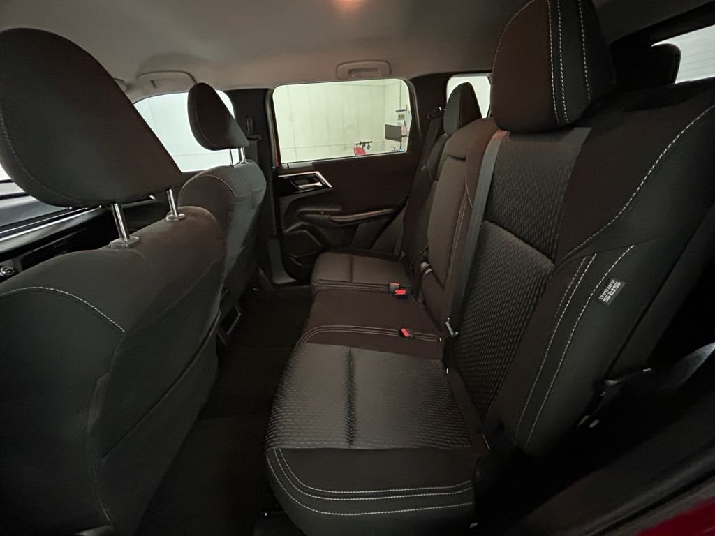 Used 2024 Red Mitsubishi ES image 19