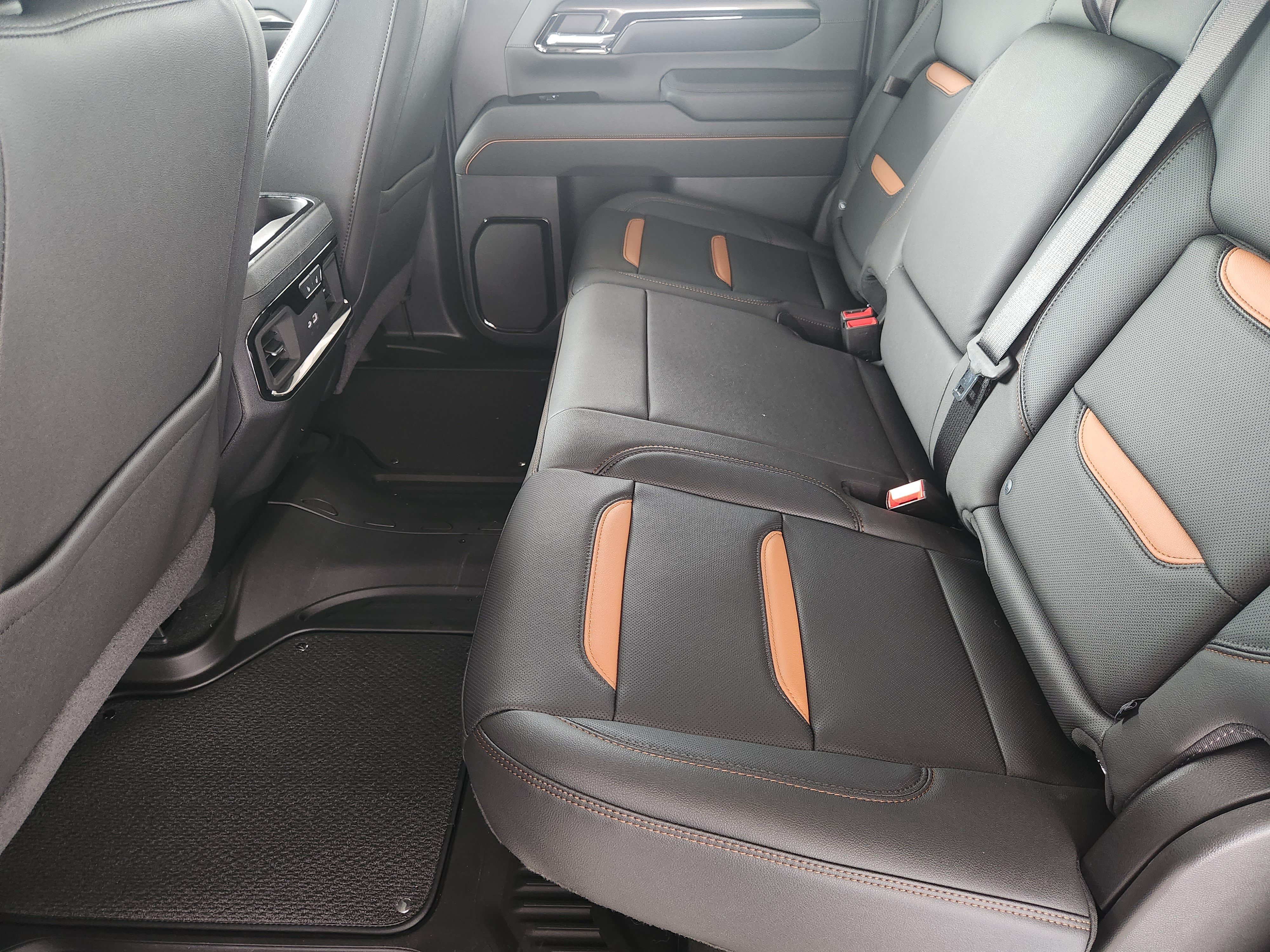 2026 GMC Sierra 2500HD AT4 - Photo 19