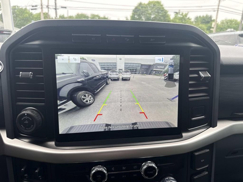Used 2022 Black Ford XLT image 22