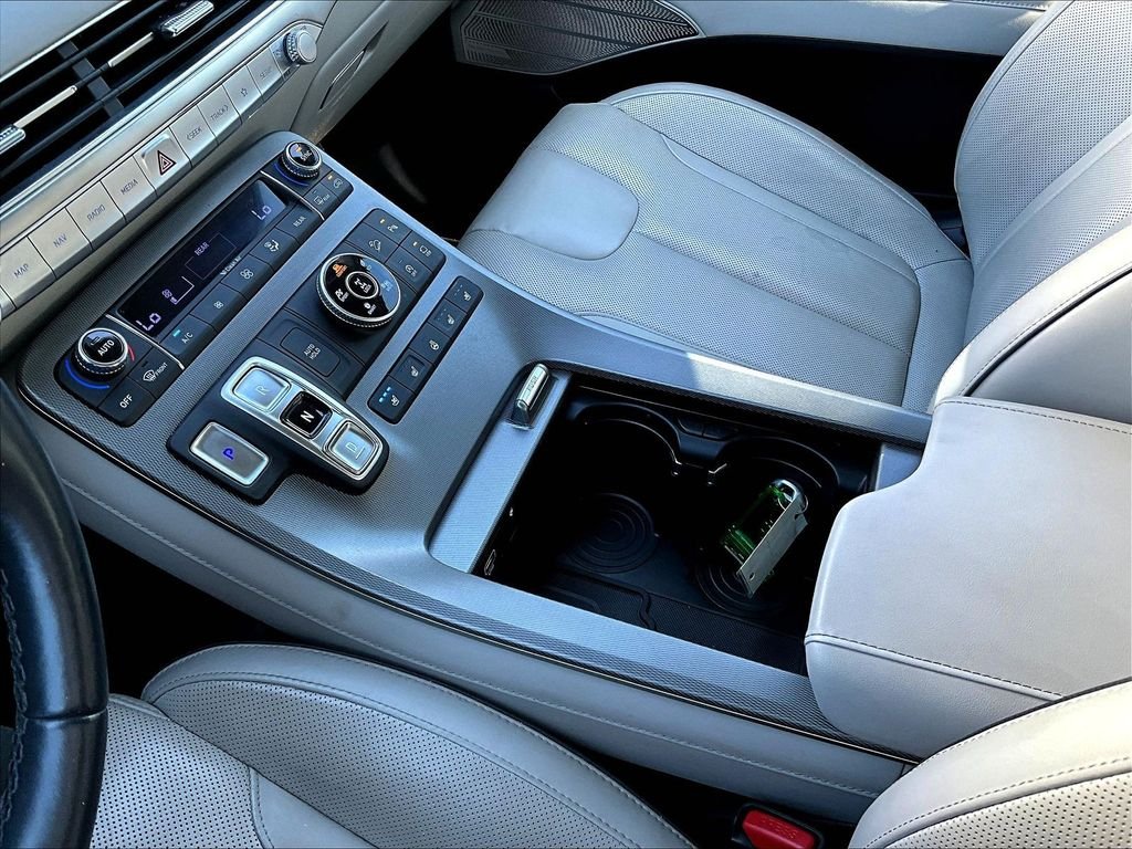 Certified Used 2021 White Hyundai Limited image 22