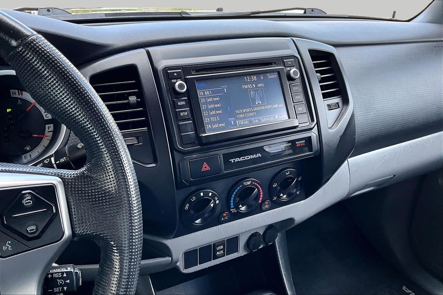 Used 2015 Black Toyota  image 7