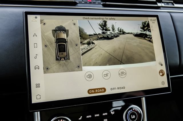 Used 2022 Fuji White Land Rover SE image 29