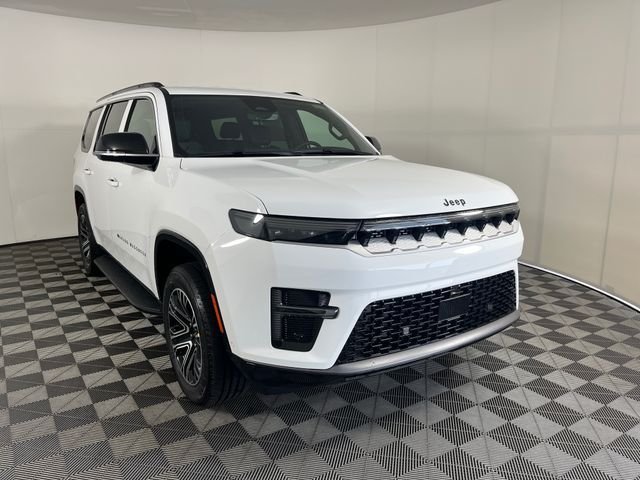 New 2026 Bright White Clear-Coat Exterior Paint Jeep  image 4
