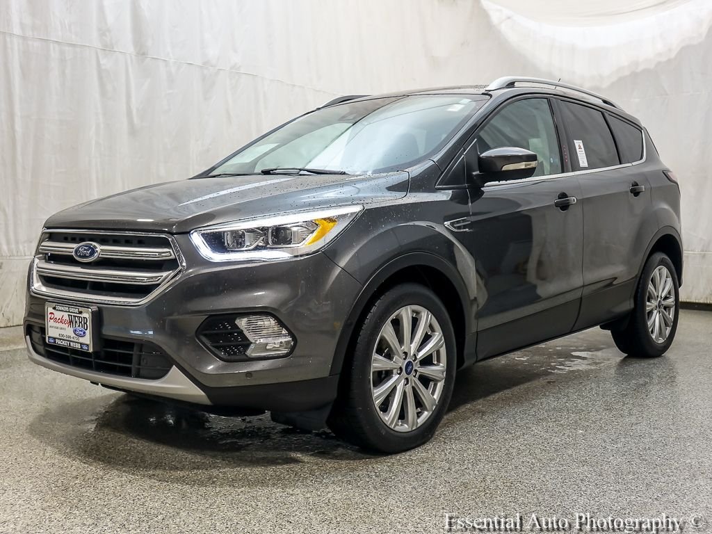 2017 Ford Escape Titanium's photo