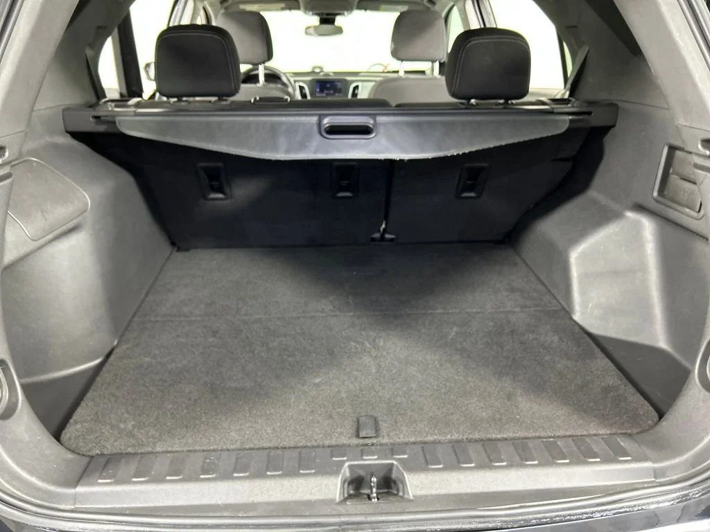 Used 2023 Iron Gray Metallic Chevrolet LT image 20