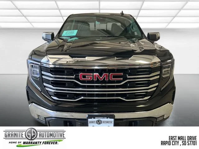 2026 GMC Sierra 1500 SLT - Photo 8
