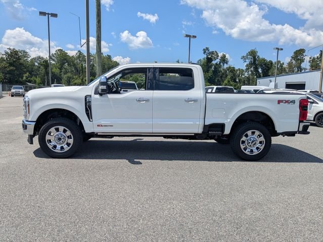 New 2026 Star White Metallic Tri-Coat Ford F-250® Lariat® image 9