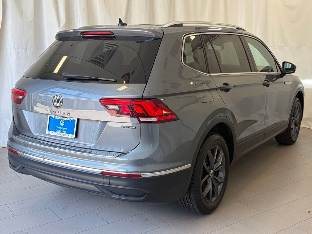 Certified Used 2023 Platinum Gray Metallic Volkswagen 2.0T SE image 7
