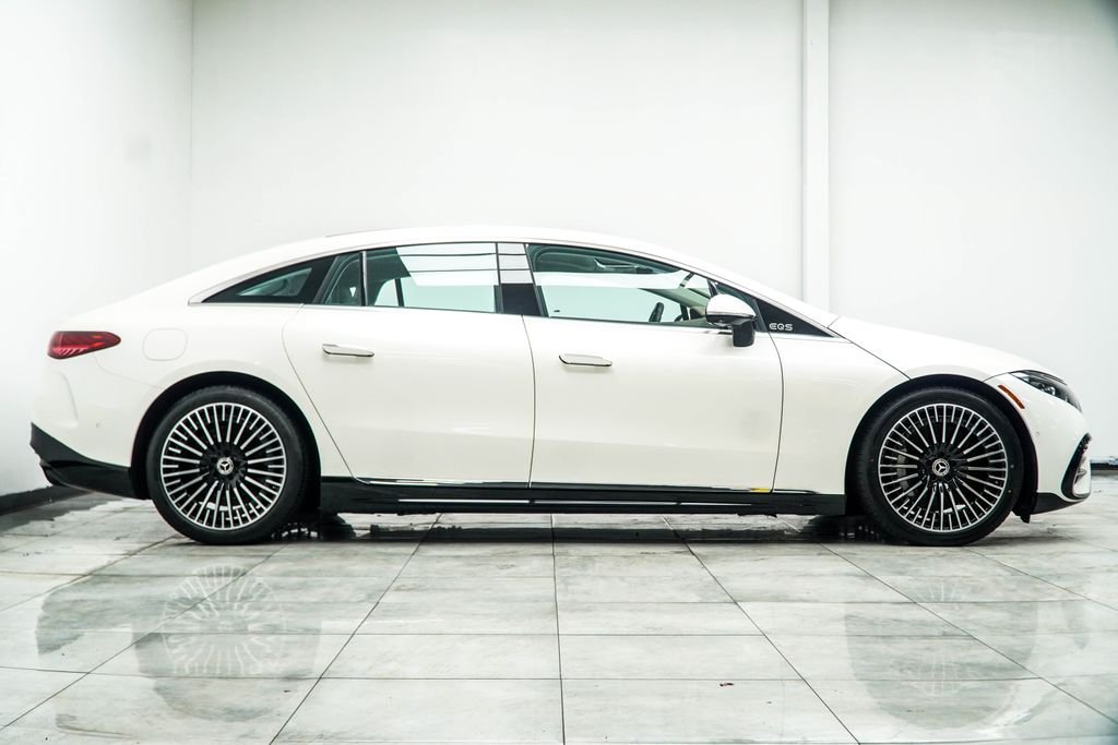 Used 2023 White Mercedes-Benz 580 image 7