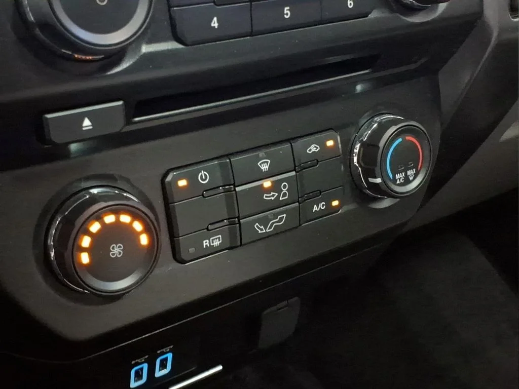 Certified Used 2018 Gray Ford XLT image 10