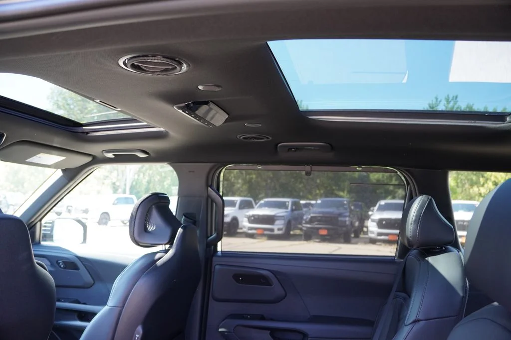 New 2027 Black Jade Green Kia X-LINE SX image 13