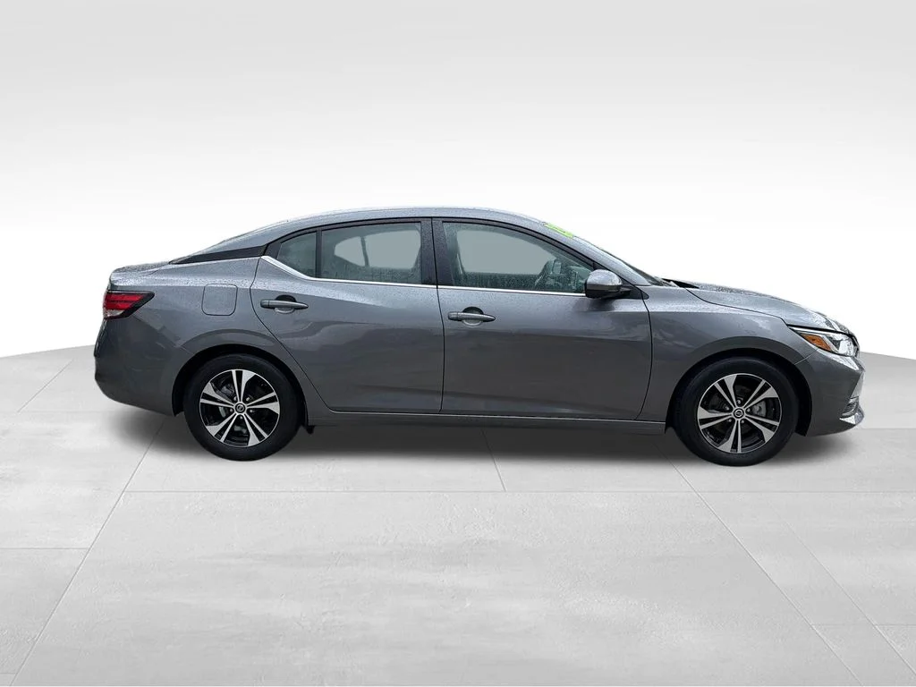 2023 Nissan Sentra SV - Photo 8
