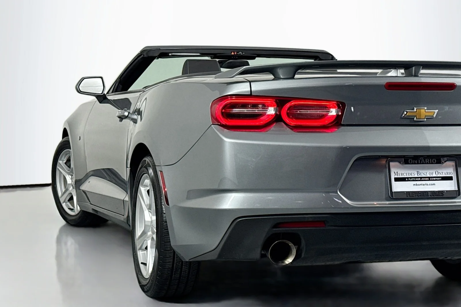 Used 2023 Sharkskin Metallic Chevrolet 2LT CONVERTIBLE image 16