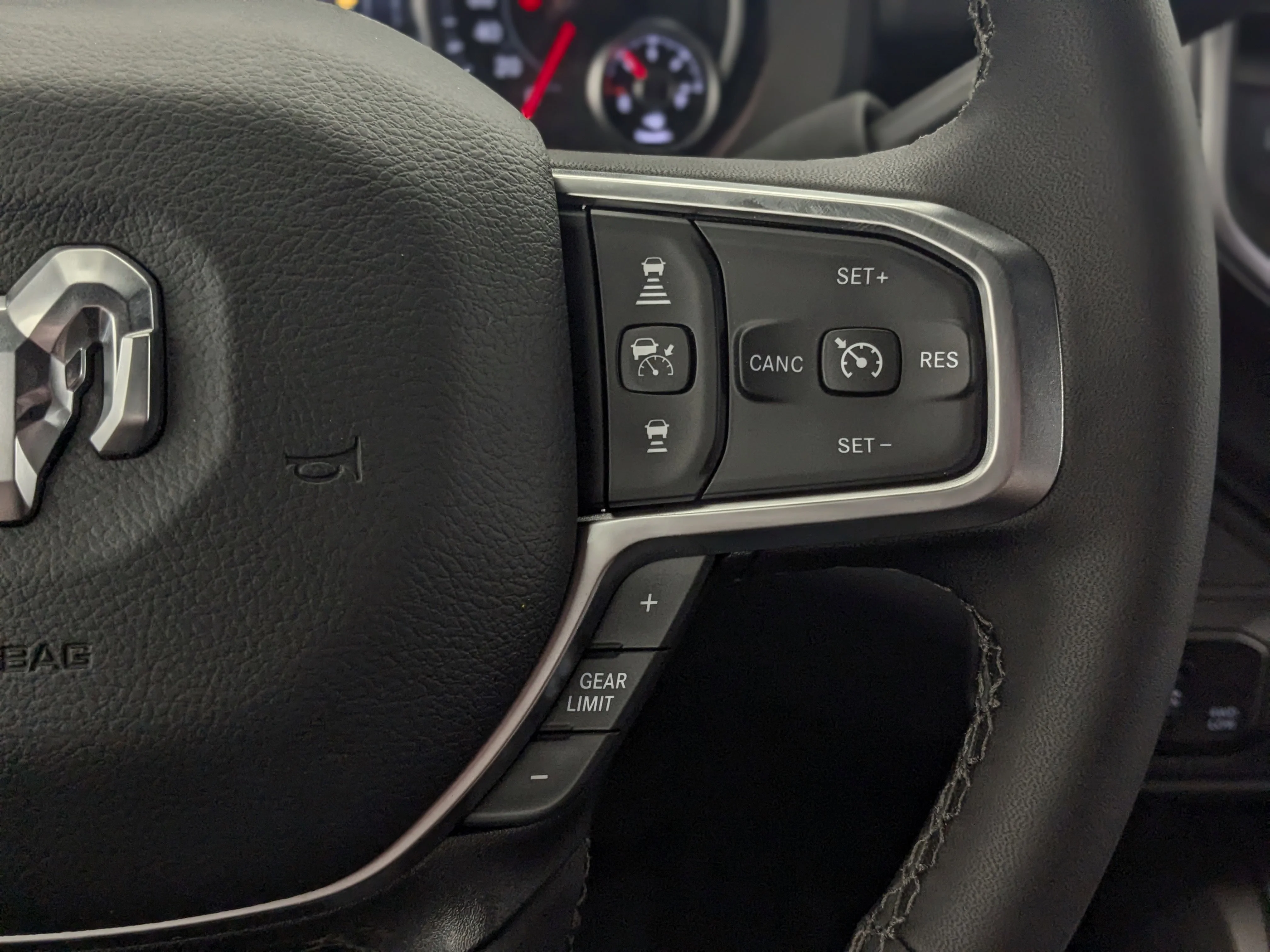 New 2026 White RAM Big Horn - Level 2 Plus Grp - Max Tow Pkg - Sport Appearance Pkg - Cummins HO Diesel - Dually image 18