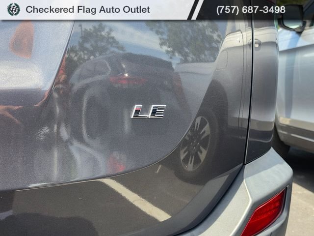 Used 2015 Magnetic Gray Metallic Toyota LE image 8