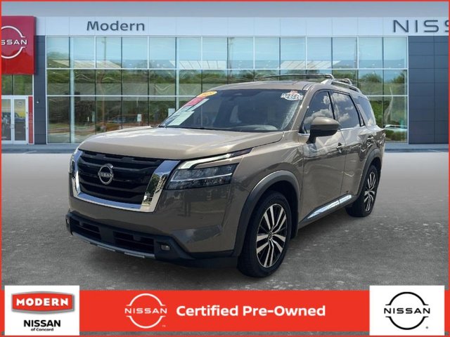 2023 Nissan Pathfinder Platinum