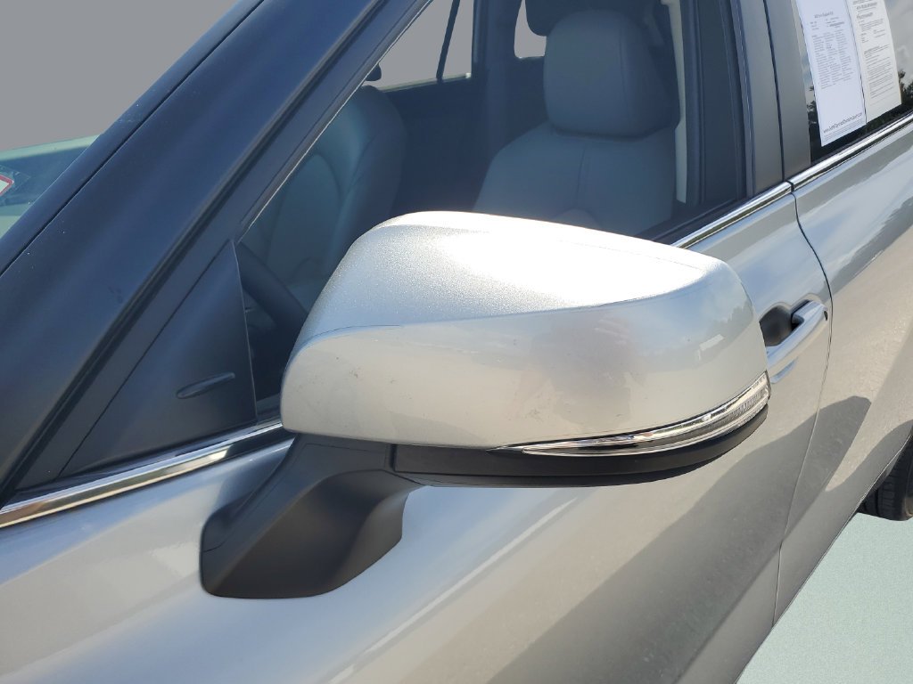 Used 2025 Silver Toyota XLE image 27