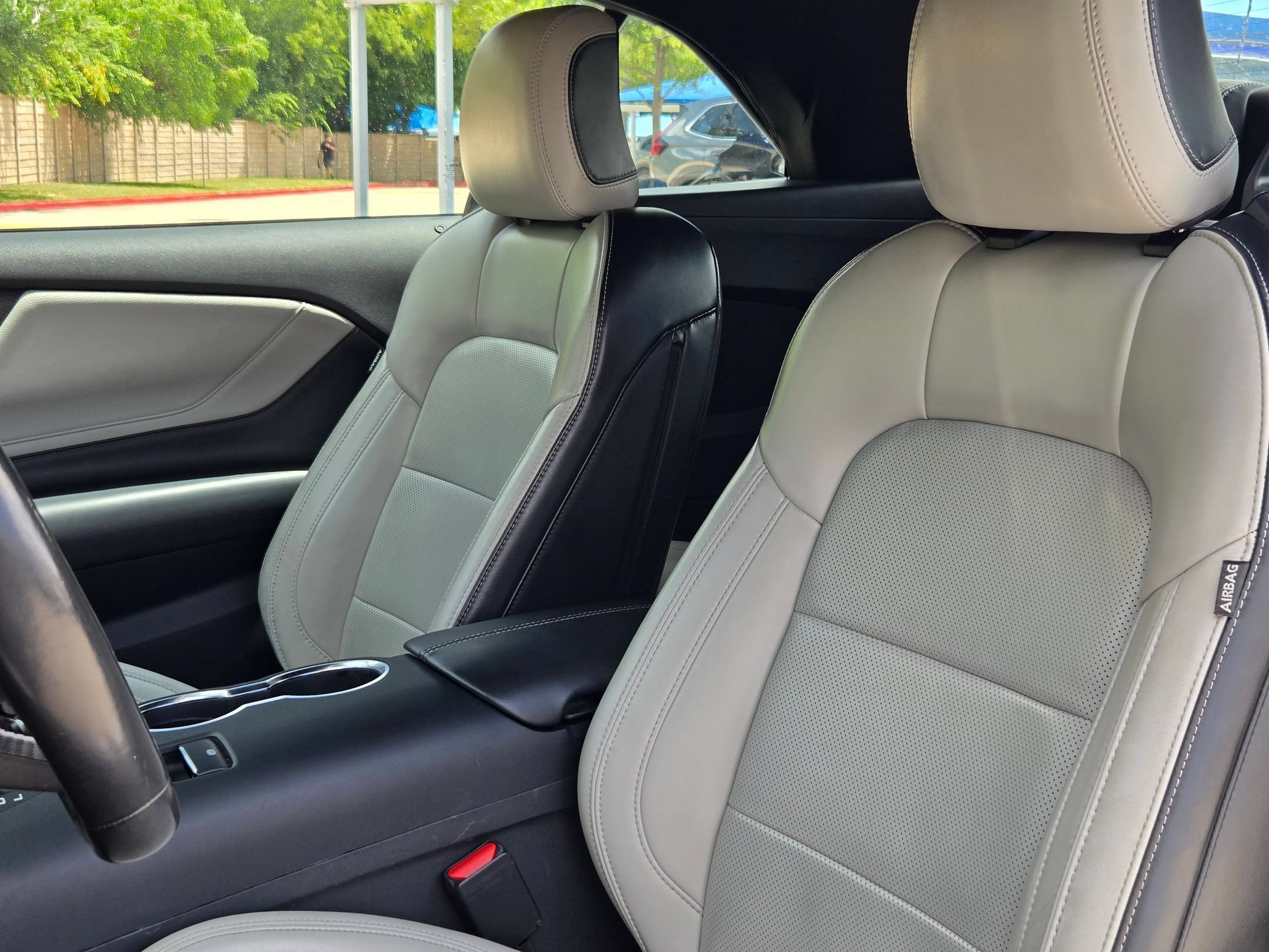 Used 2024 Silver Ford EcoBoost Premium image 12